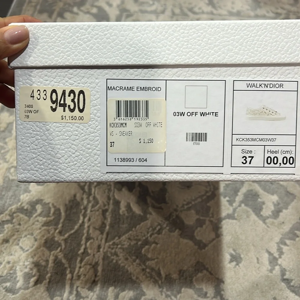AUTHENTIC Christian Dior Sneaker - Picture 3 of 5